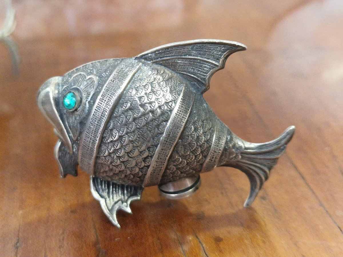 Tris di saliere in argento 800 a forma di pesce. Prodotte alla fine dell'ottocento-photo-2
