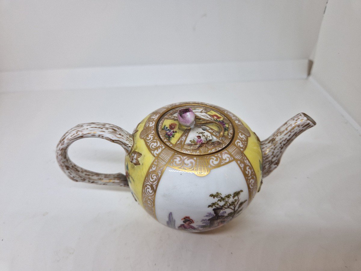 Teiera in porcellana di Meissen del settecento-photo-1