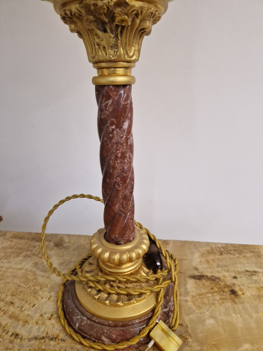 Lampada da tavolo in marmo, cristallo colorato e ottone dorato dei primi del novecento-photo-2