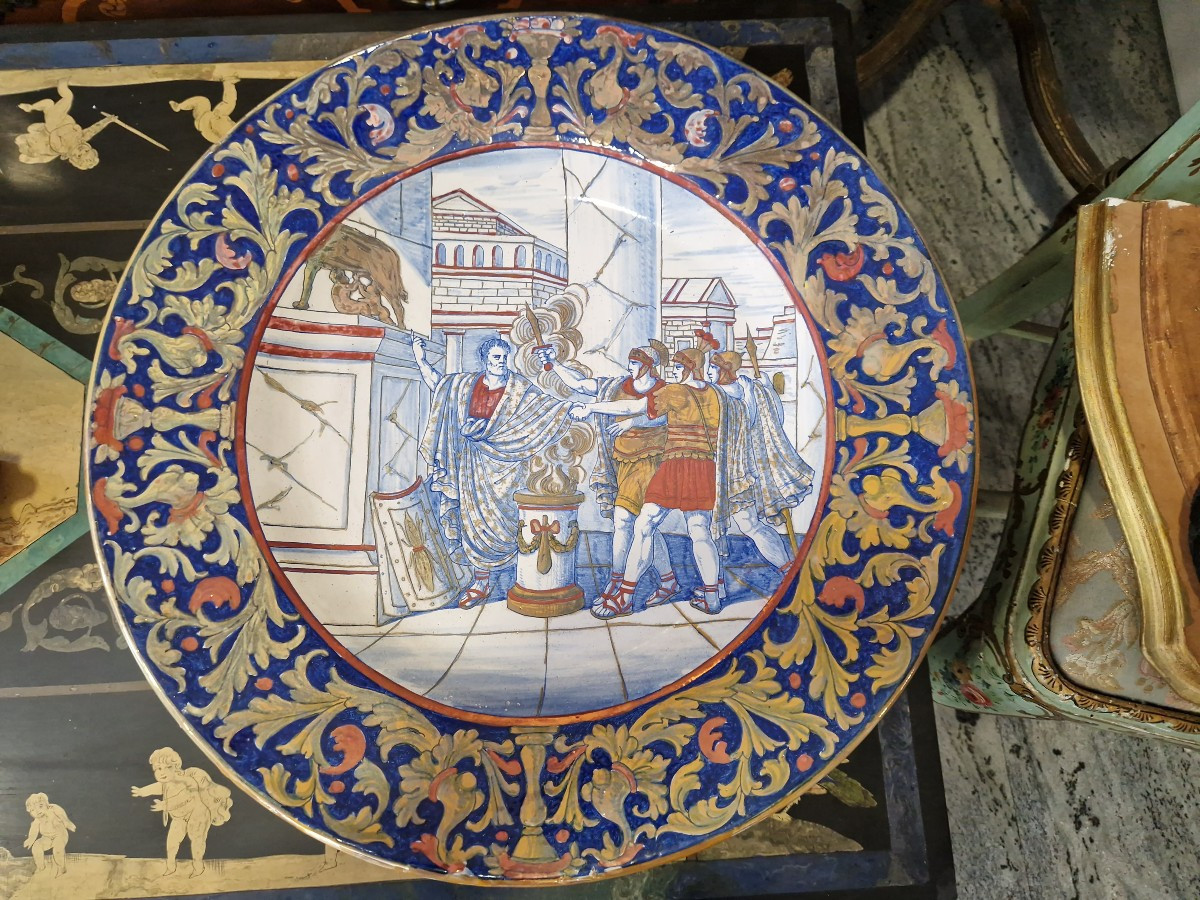 Piatto istoriato da parata in maiolica a lustro Italia Gualdo Tadino primi novecento