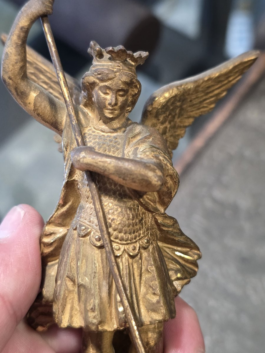Piccola e antica statua in bronzo dorato finemente cesellata-photo-4