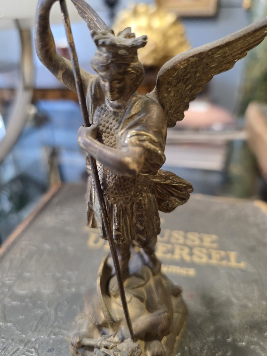 Piccola e antica statua in bronzo dorato finemente cesellata-photo-3