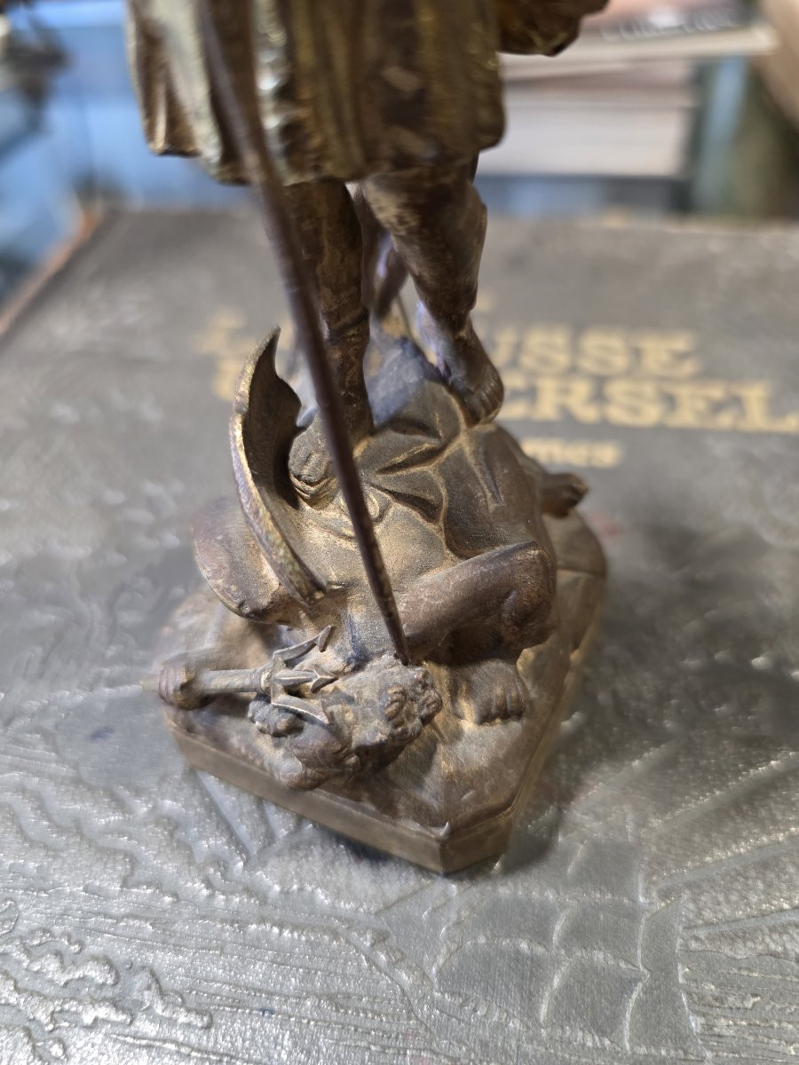 Piccola e antica statua in bronzo dorato finemente cesellata-photo-4