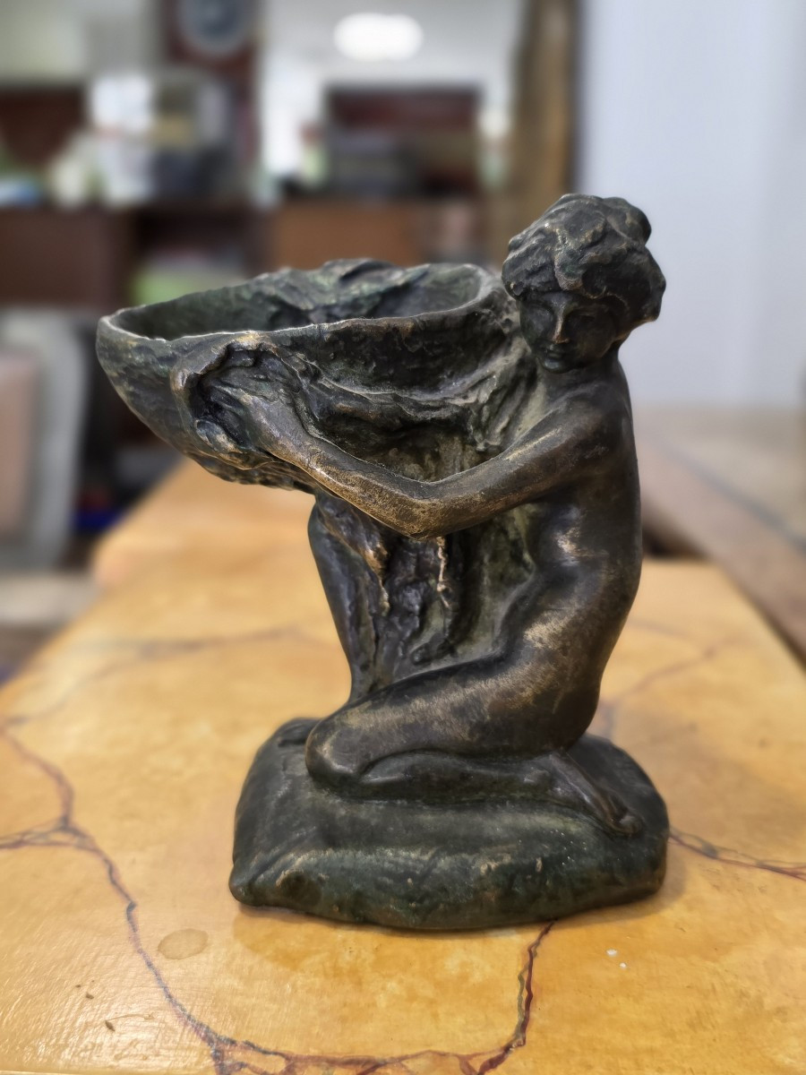 Scultura in bronzo firmata Ernesto Gazzeri (Modena, 1866 - 1965)