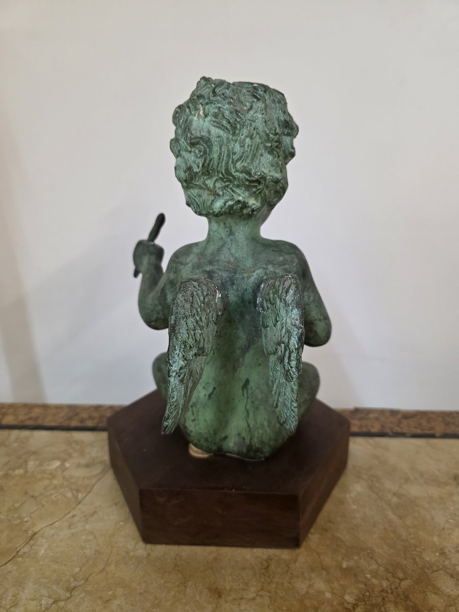Putto con le ali che suona. Bronzo patinato dell'ottocento-photo-1
