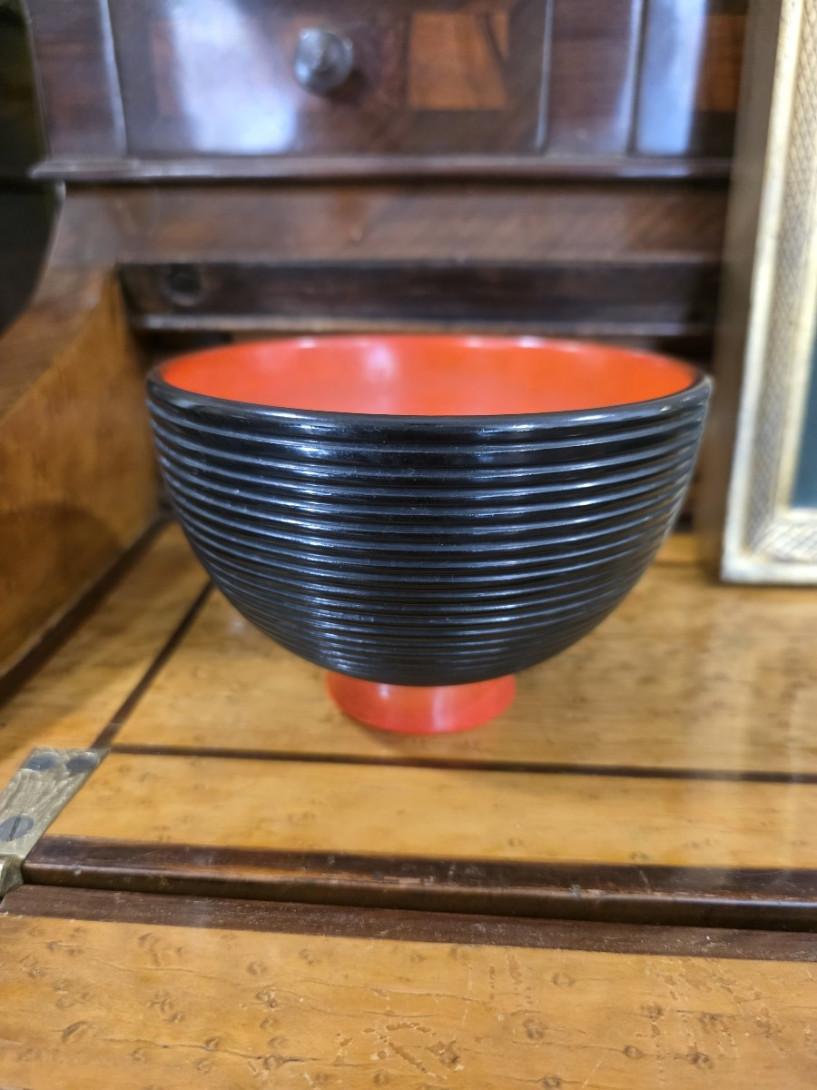 Piccola coppa in ceramica Richard Ginori (Gio Ponti e Gariboldi) prima metà del novecento