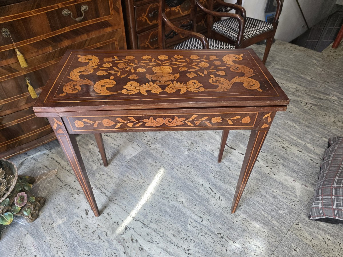 Tavolo da gioco quadrato olandese dei primi del 1800