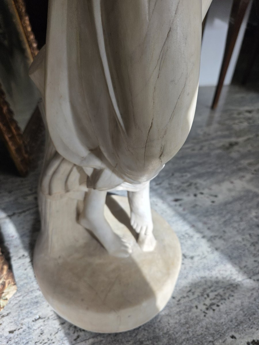 Statua in marmo zuccherino Da Antonio Canova. Danzatrice col dito al mento. XIX secolo-photo-1