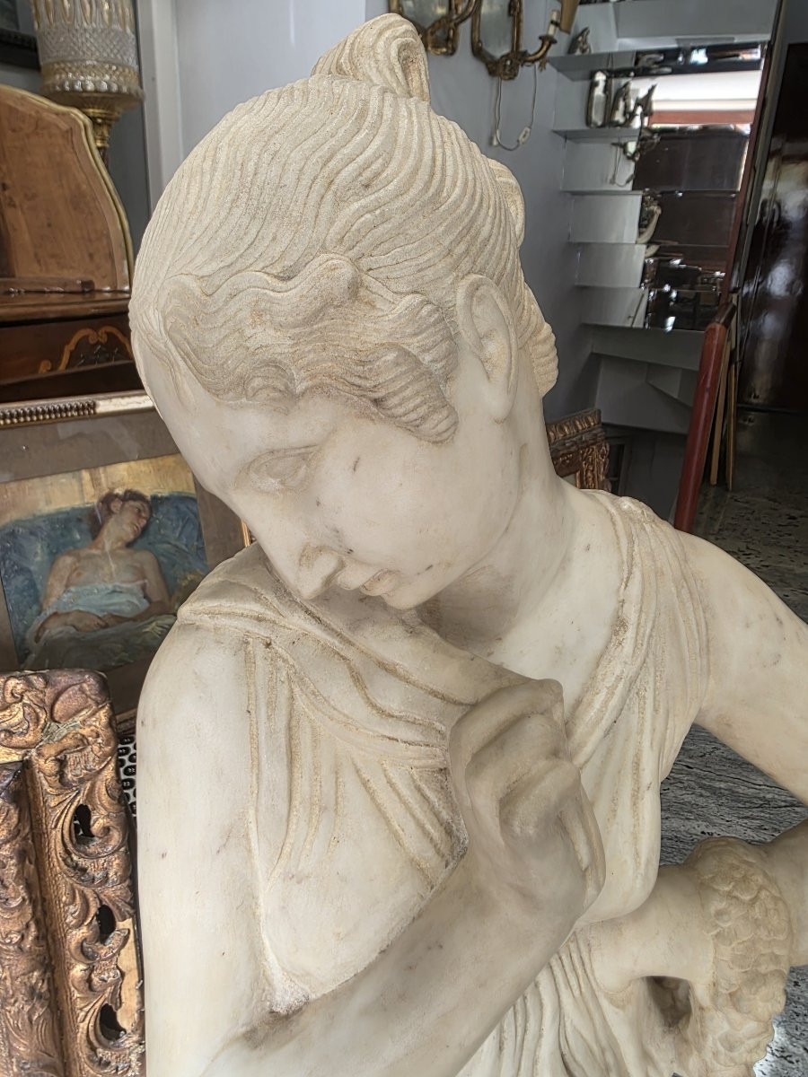 Statua in marmo zuccherino Da Antonio Canova. Danzatrice col dito al mento. XIX secolo-photo-4