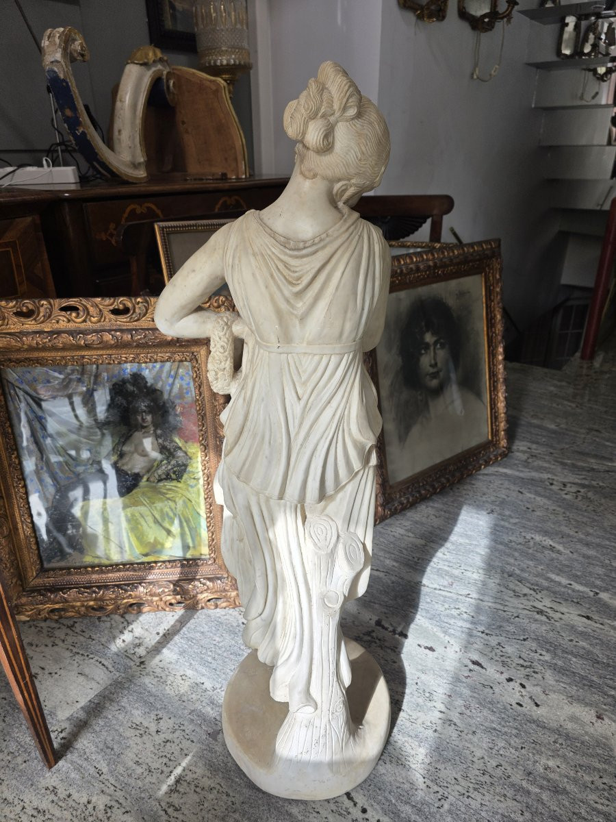 Statua in marmo zuccherino Da Antonio Canova. Danzatrice col dito al mento. XIX secolo-photo-6