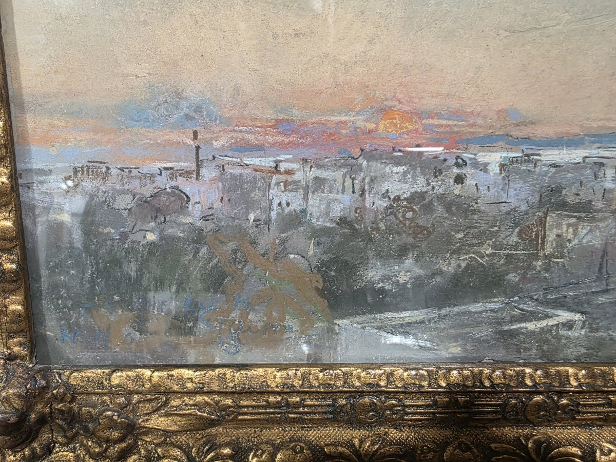 Pastello e acquarello su carta firmato G.Casciaro.  Raffigurante vista di una città-photo-1