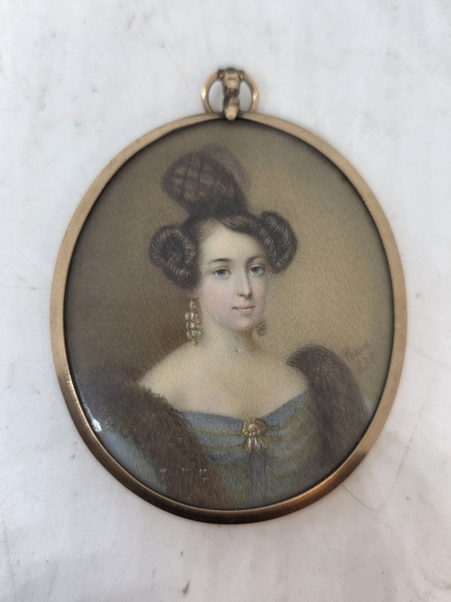 Miniatura – Ritratto di una nobildonna  – Firmata e datata 1826-photo-2