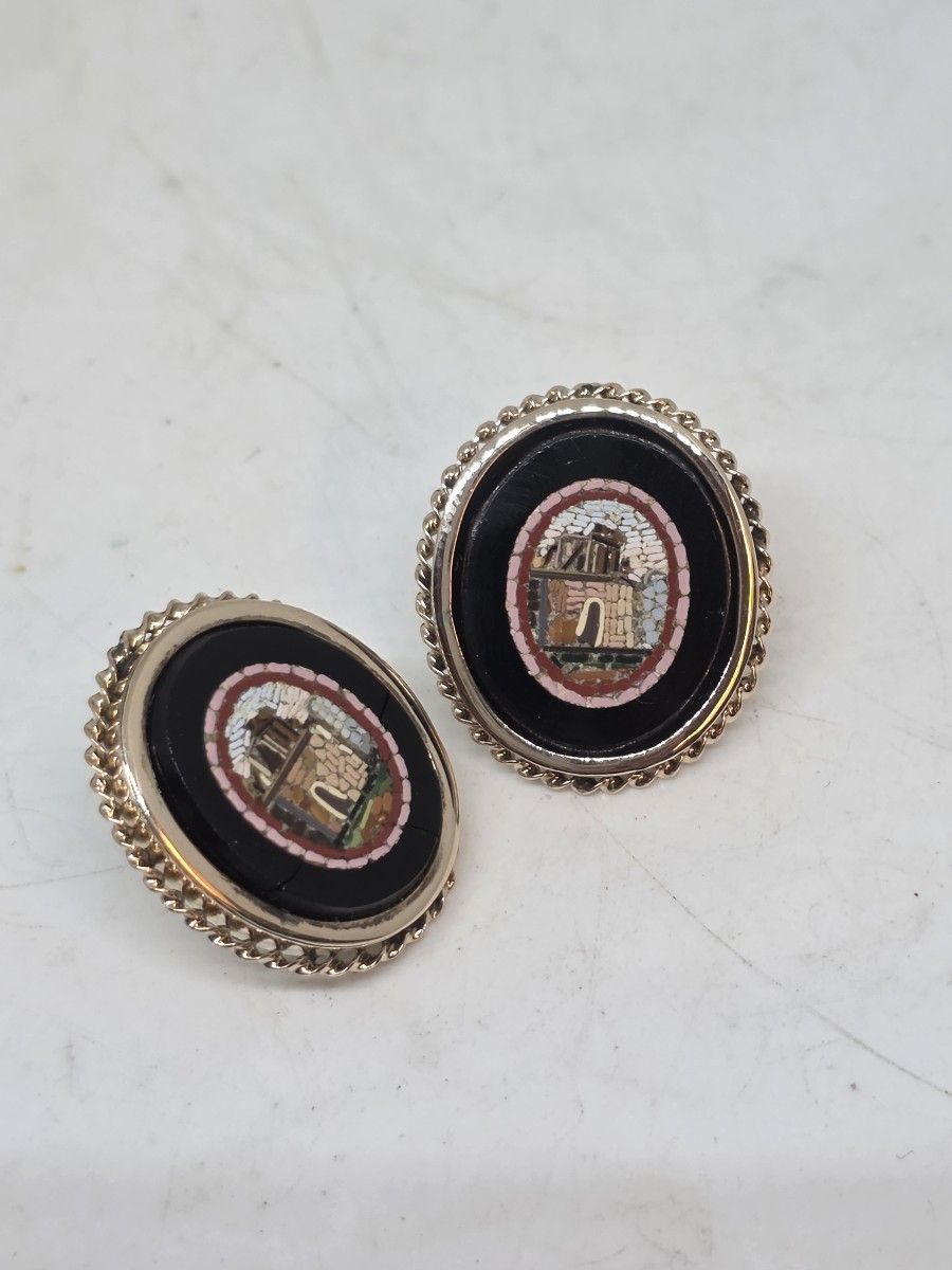 Orecchini con bellissimi antichi micromosaici del XIX