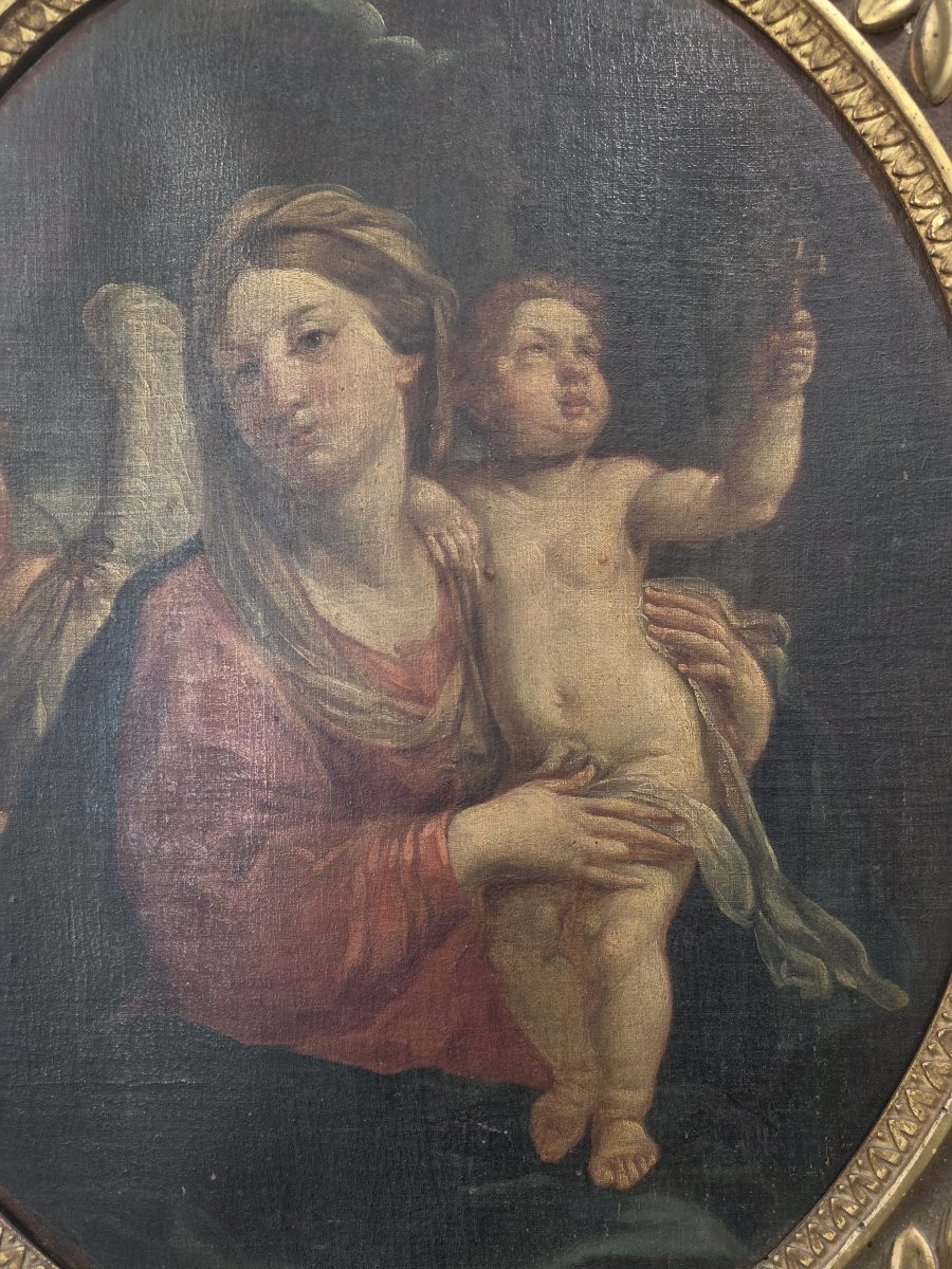 Olio su﻿ tela ovale raffigurante Madonna e Bambino e Angelo. Italia XVII-photo-2