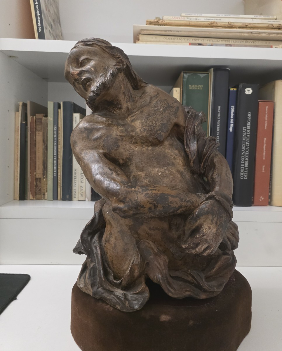 La scultura Cristo dolente "Ecce Homo" in terracotta Italia XVIII