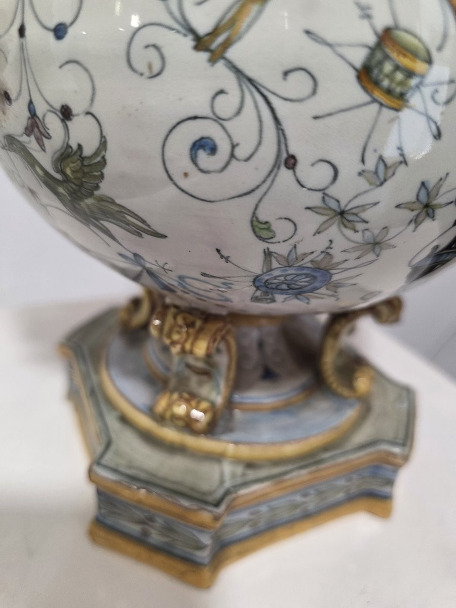 Vaso decorato a﻿ grottesche. Prima metà del novecento Molaroni Pesaro-photo-2