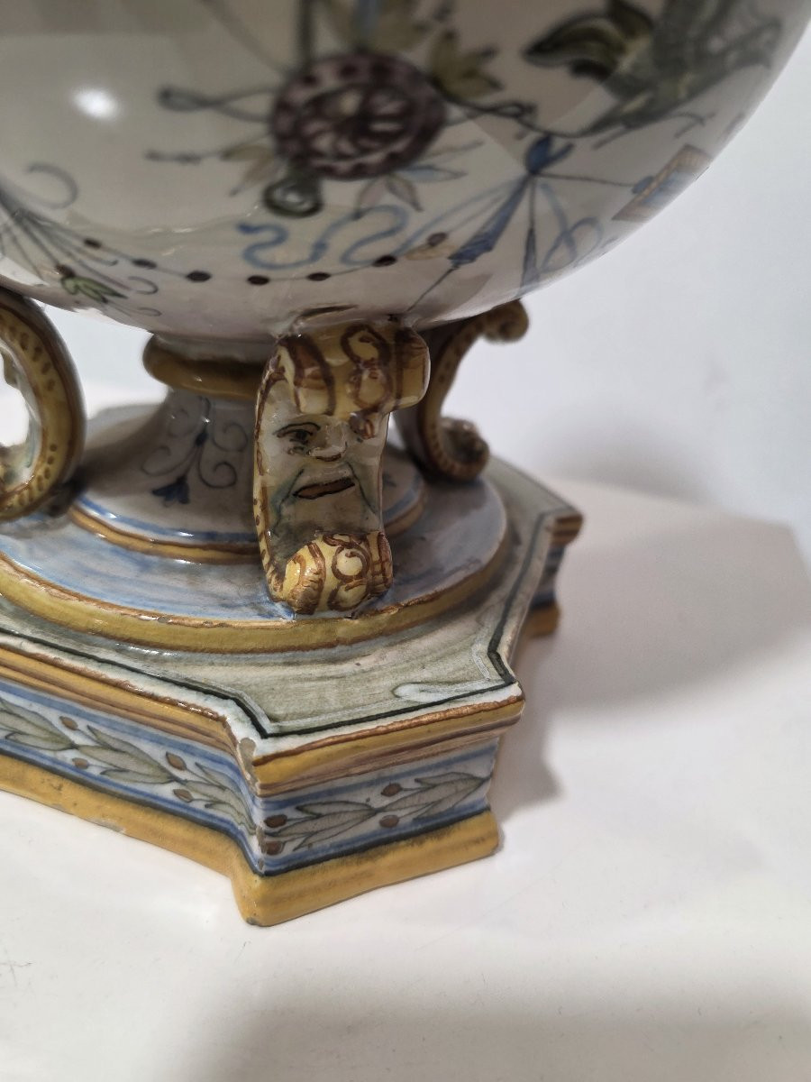 Vaso decorato a﻿ grottesche. Prima metà del novecento Molaroni Pesaro-photo-1