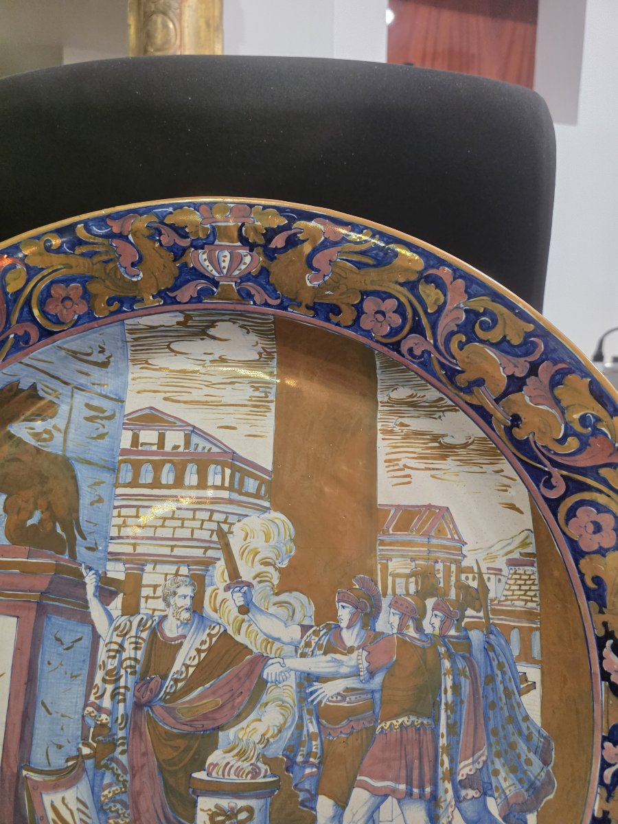 Grande piatto a lustro da parata istoriato Alfredo Santarelli (Gualdo Tadino)-photo-1