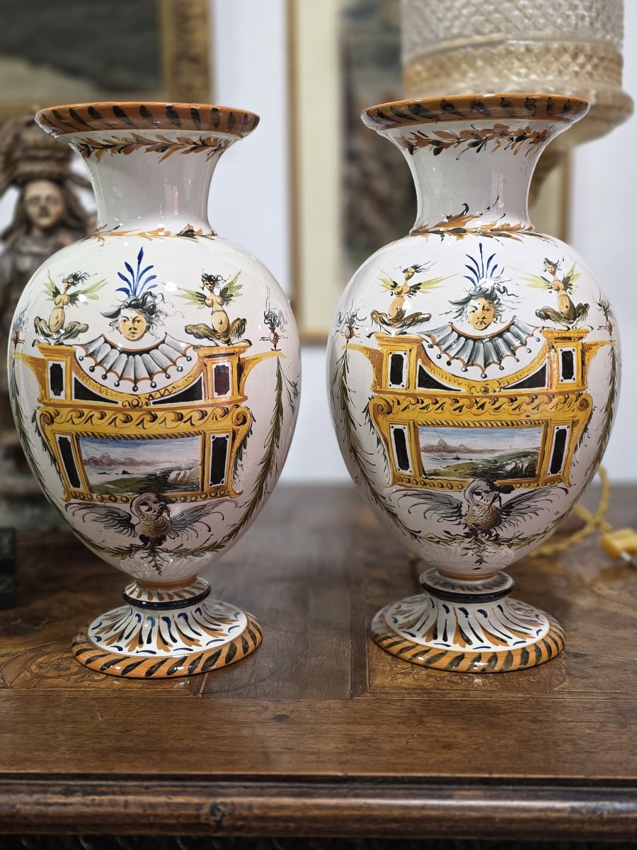 Coppia di vasi Ginori fine ottocento in maiolica