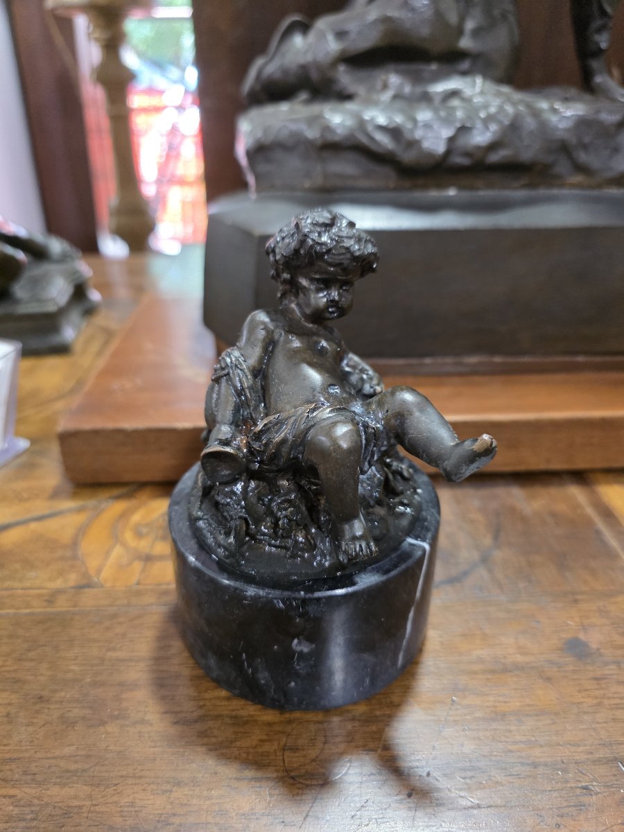 Piccolo Bronzo "Putto con Cornucopia" - Ferdinando De Luca, fine XIX Secolo-photo-2