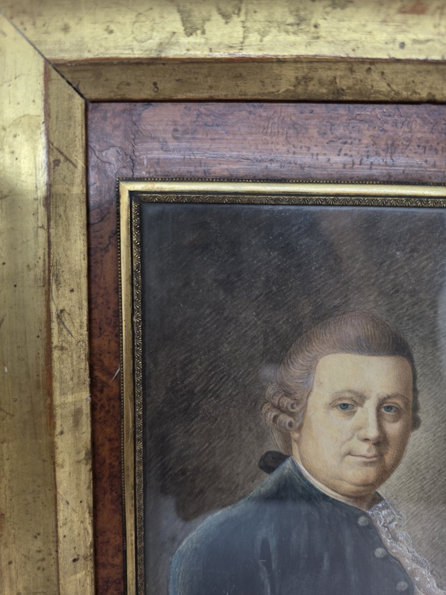 Ritratto di gentiluomo a pastello, XVIII secolo – Cornice in radica e legno dorato-photo-4