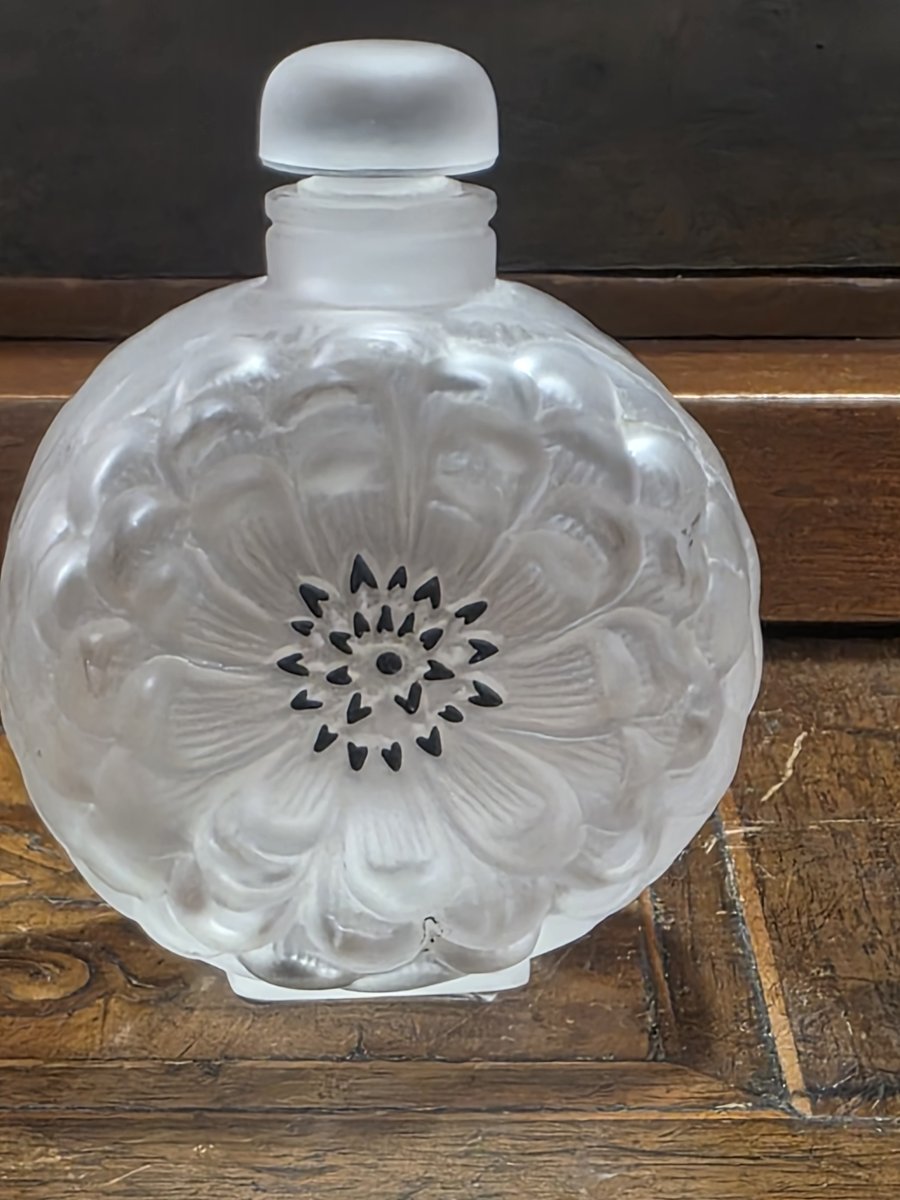 Flacone da profumo Art Déco in vetro stampato e satinato con decoro floreale (ca. 1930-1950)-photo-4