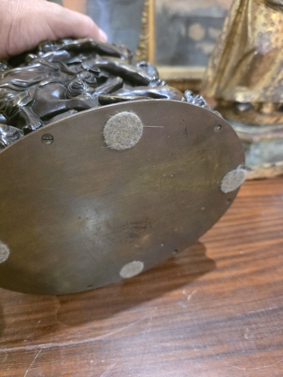 Interessante boccale in bronzo brunito a rilievo con Centauromachia – XIX secolo-photo-5