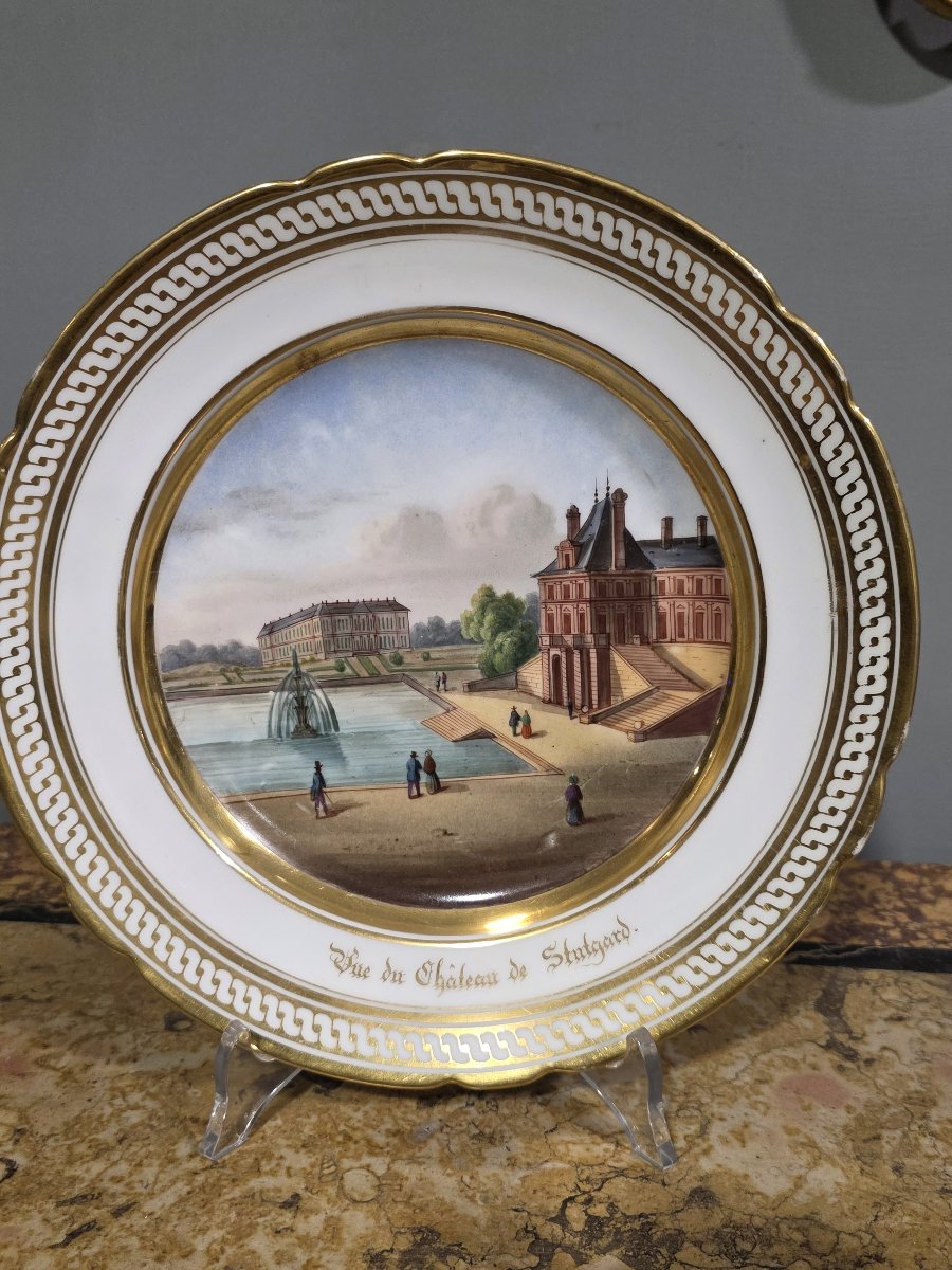 Piatto in porcellana di Parigi, epoca Restaurazione - Veduta del Castello di Stoccarda