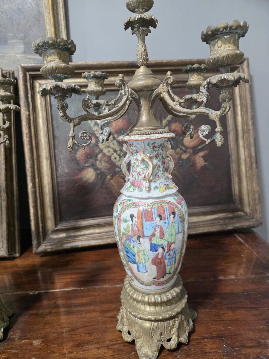 Coppia di Candelabri in Porcellana di Canton e Bronzo Dorato, XIX Secolo-photo-2