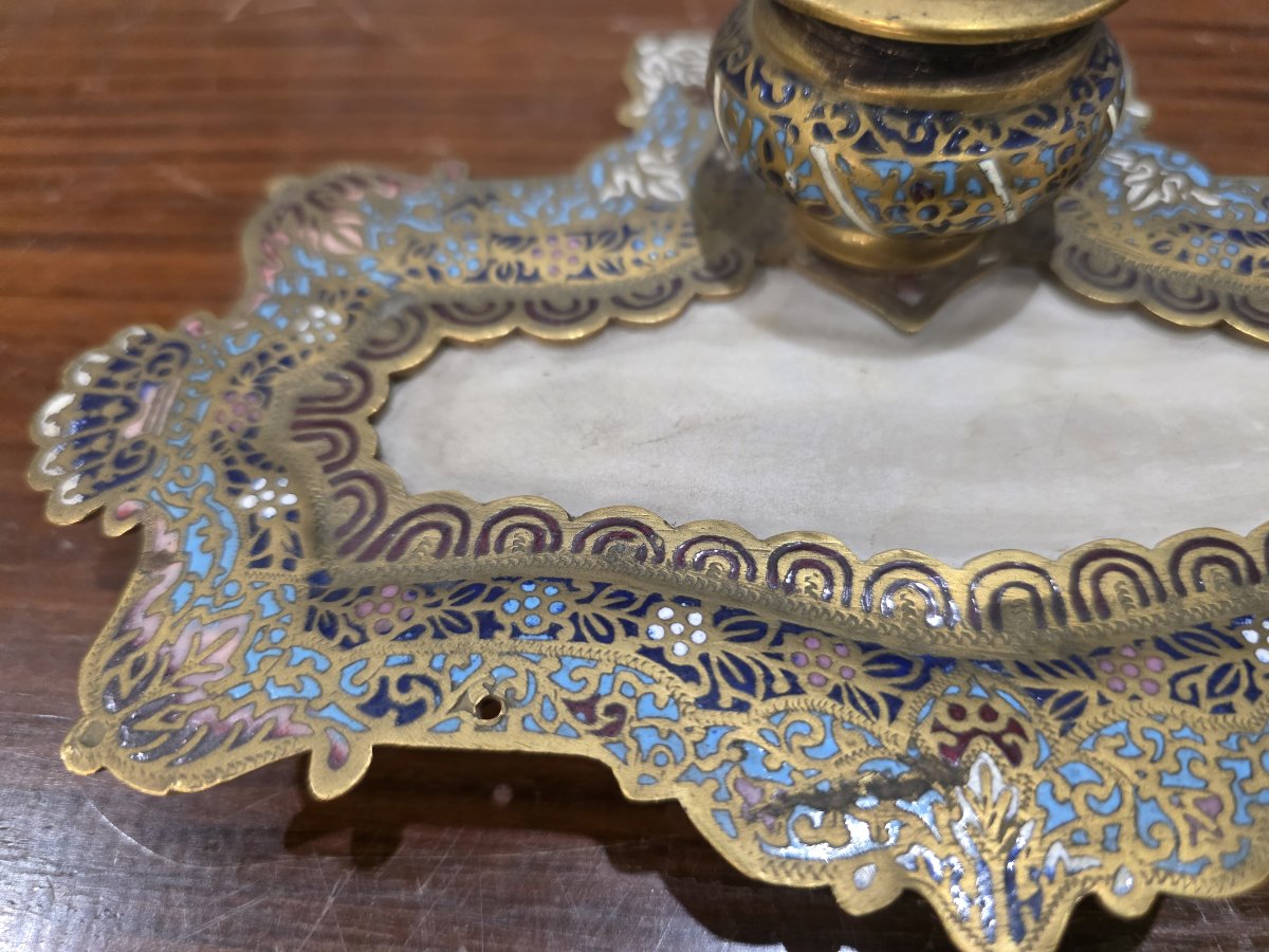 Raffinato Calamaio in Bronzo Dorato, Smalti Champlevé e Onice – Francia, Epoca Napoleone III-photo-3