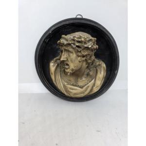 Antico rilievo in scagliola raffigurante Testa di Gesù, Epoca XVII/XVIII