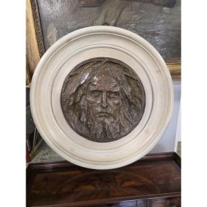 Tondo in bronzo a rilievo raffigurante "Sacra Sindone" firmato Alceo Dossena Roma 1918