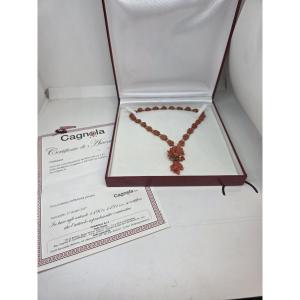 Collana con pendente in oro 9kt e corallo di sciacca
