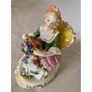Little Porcelain Lady 19 Th Century Capo Di Monte 