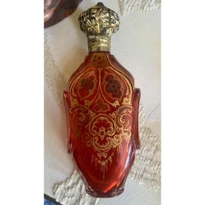 Red Crystal Smelling Salts Bottle With Gilt Cap In Vermeil 