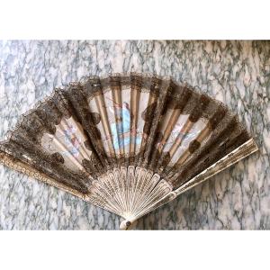 A Very Cute Fan In Ivory And Finely Decorated Lace