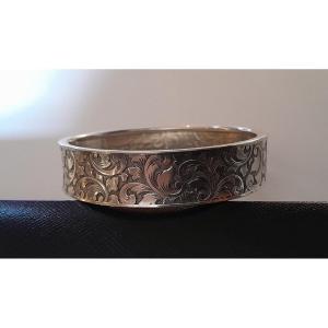 Art Nouveau Silver Bangle With Foliage Decor