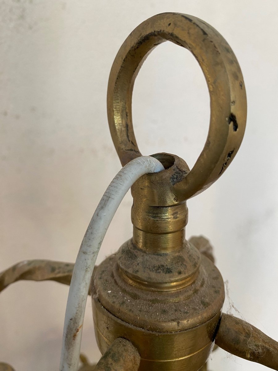 Antica lanterna in bronzo -photo-1