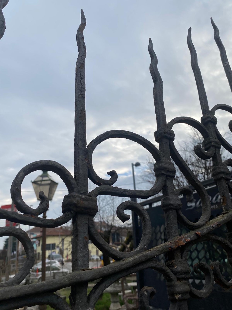 Cancello antico in ferro battuto -photo-3