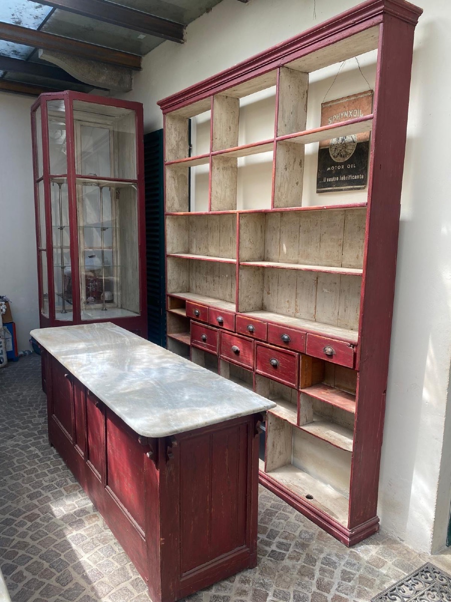 Ambiente di negozio storico italiano -photo-4