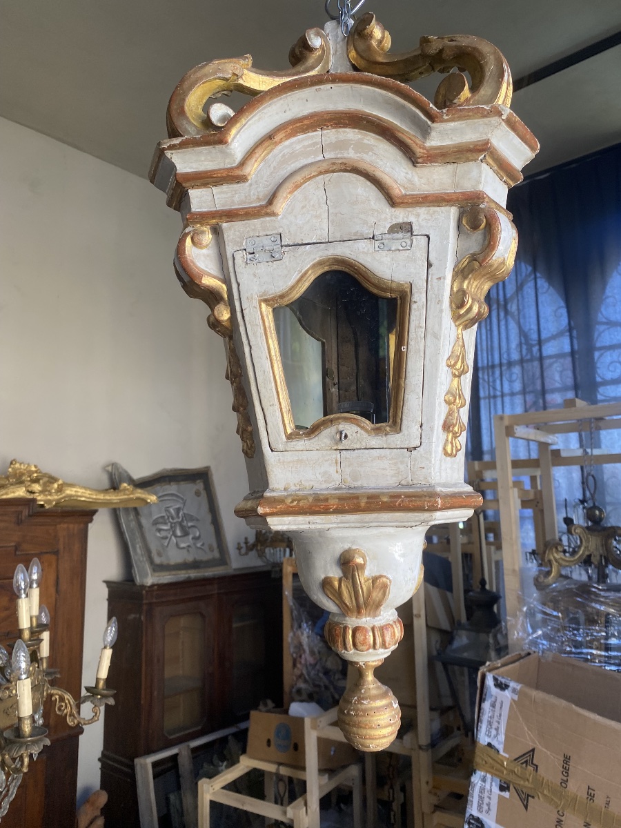 Lanterna in legno del 1700-photo-3