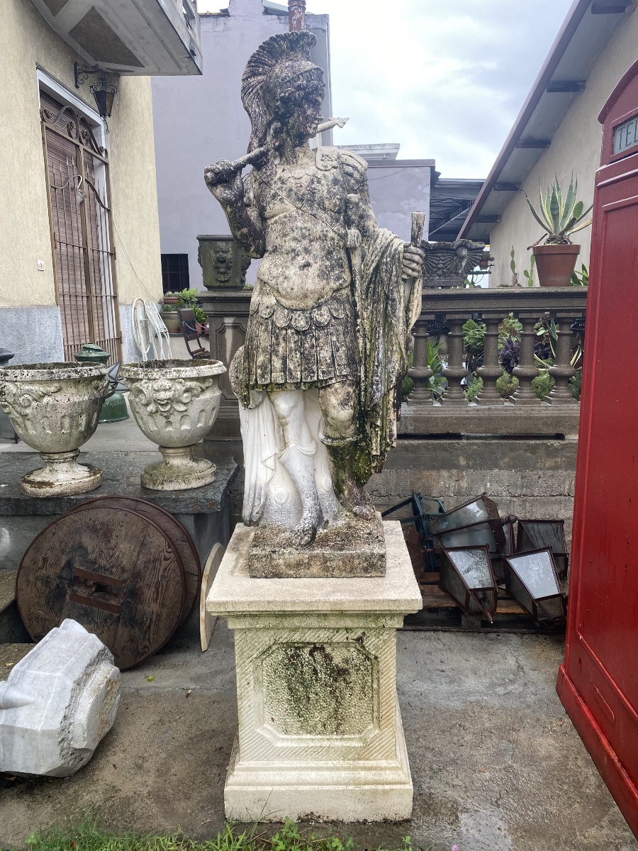 Statua in cemento dei primi del 1900-photo-2