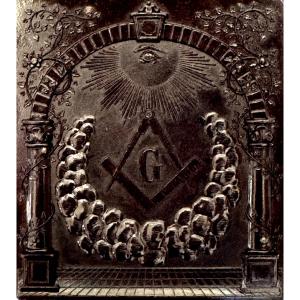 Union Case In Relief With Masonic Symbols, Ambrotype Of A Medal-winning Man C.1860