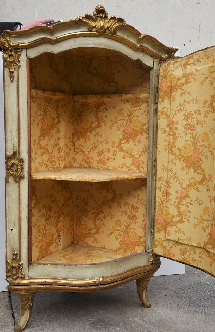 Ancienne Armoire d'Angle Des Années 1700-photo-4