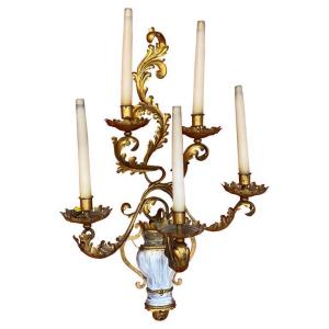 Maison Baguès, Exceptional Wall Sconce With 5 Luminous Arms In Golden Metal And Frosted Glass