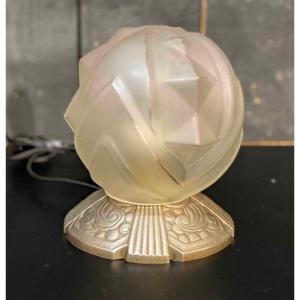 Art Deco Lamp Attributed To Genet And Michon In Hammered Iron And Pressed-molded Glass Circa 1930