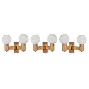 Guillerme Et Chambron, Set Of 3 Oak Wall Lights, Edition Votre Maison, Circa 1970