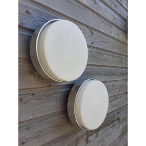 8 Vintage Wall Or Ceiling Lights In Aluminum And Plastic