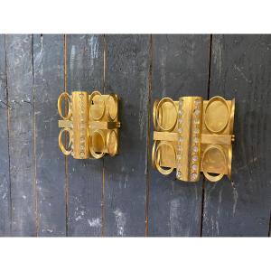 3 Wall Lights From The 1970s In Brass And Small Round Glass Beads, Allowing The Light To Diffuse