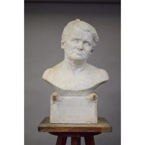Ernestine Sirine-real (1899-1994) "bust Of A Woman". Unsigned Plaster. H. 61cm.
